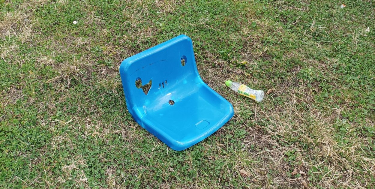 Gm. Pruszcz Gdański: Miało służyć wszystkim. Boisko w Rokitnicy zniszczone